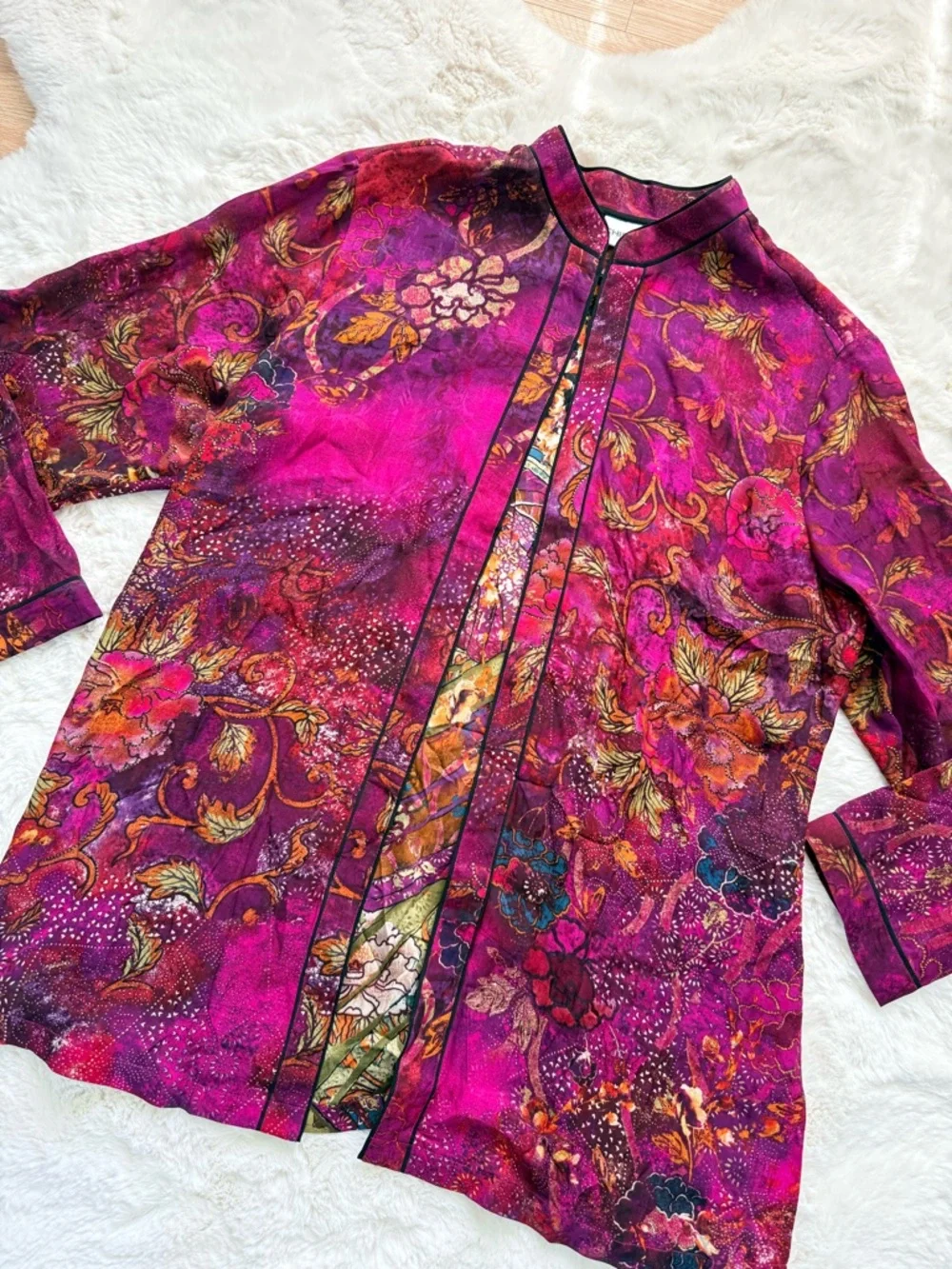 STUNNING NWT Chico's Artistico Vibrant Geisha Artsy Floral Silk Tunic Top - Picture 9 of 11